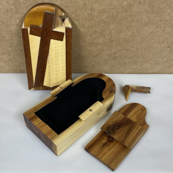 Carver Dan's Cross Bible Church Handcrafted Puzzle Gift Keepsake Box Religious - Picture 5 of 12